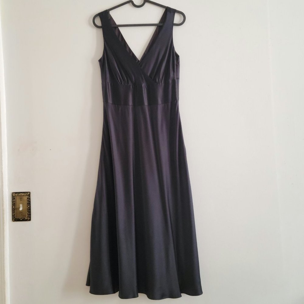 J. Crew black V-neck cocktail dress - Size 2 - 100% silk